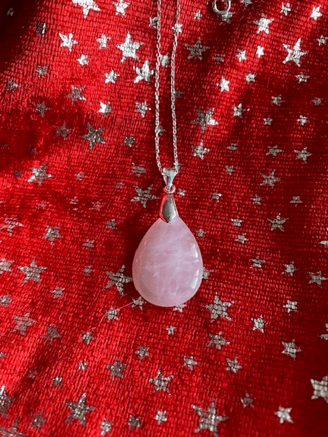 Pendentif Goutte en Quartz Rose - Chaîne en Argent 925