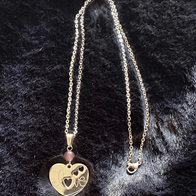 Pendentif Coeur "Love" & Quartz Fraise