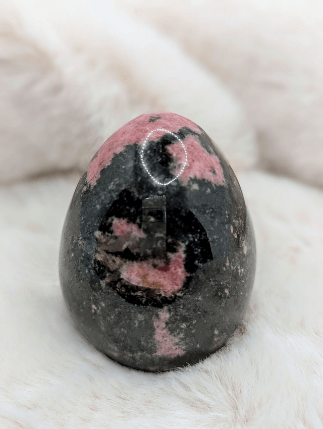 Œuf en Rhodonite