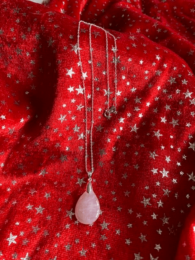 Pendentif Goutte en Quartz Rose - Chaîne en Argent 925